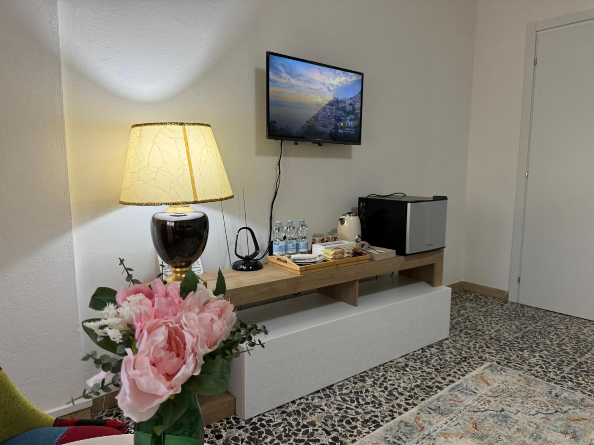 The Galaxy House Hotel Pisa Eksteriør billede